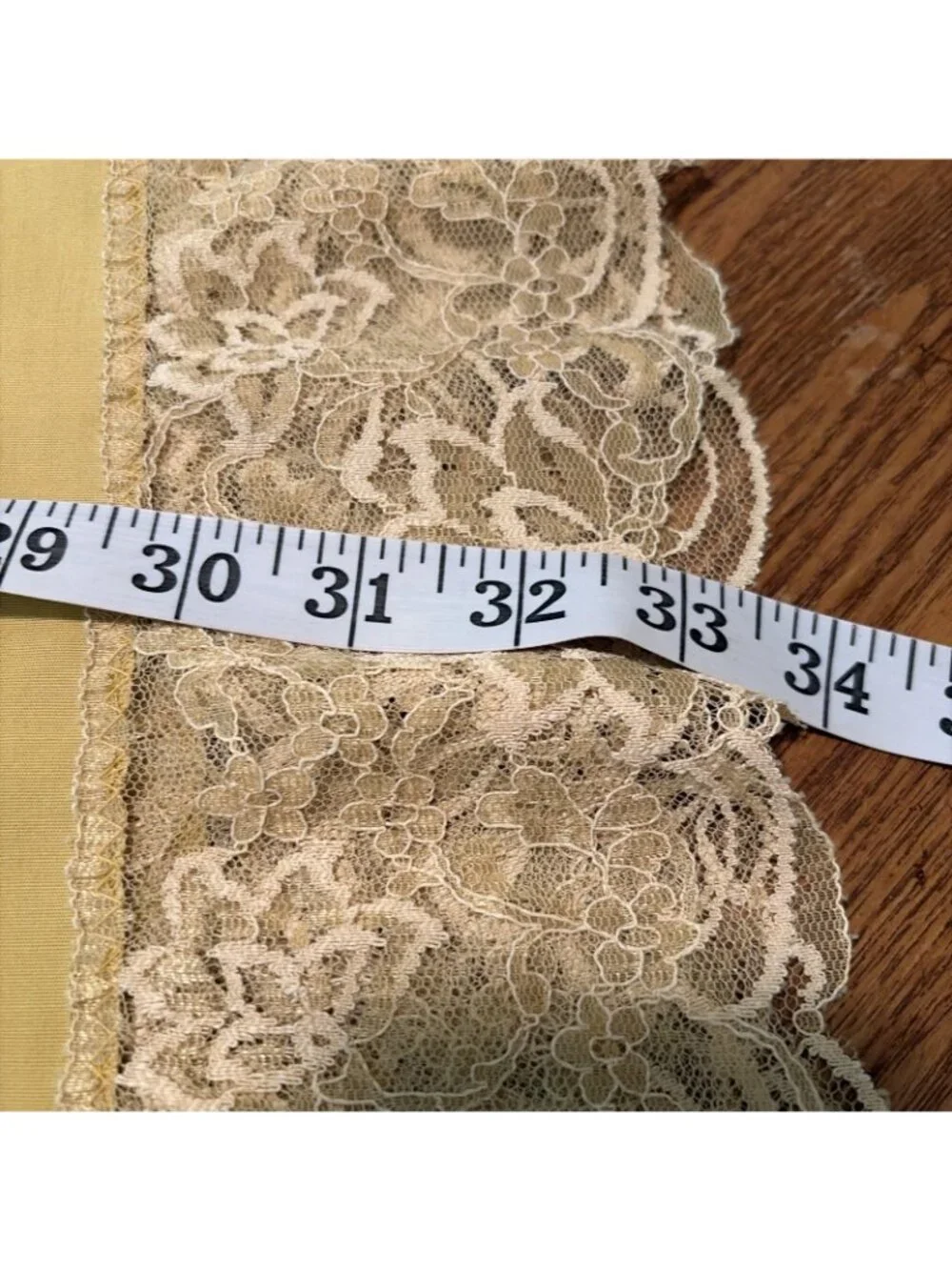 Vintage Harvest Gold Tablecloth Oval 66x110